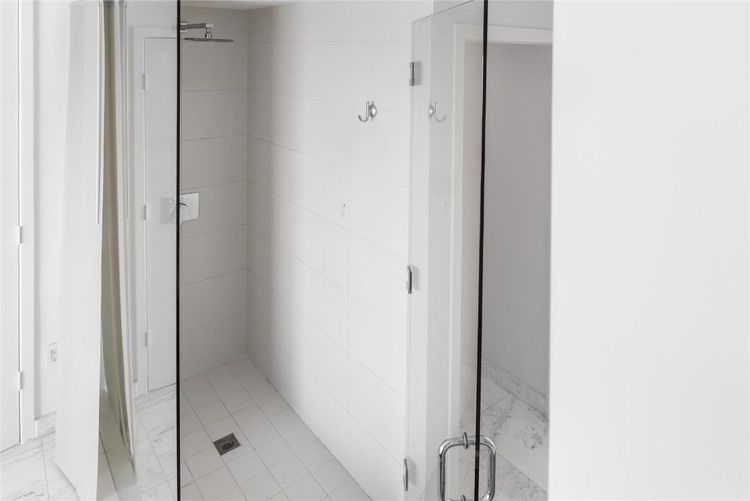 Icon Bay #3407 image #12