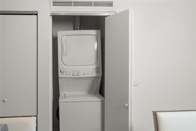 Icon Bay #3407 image #25