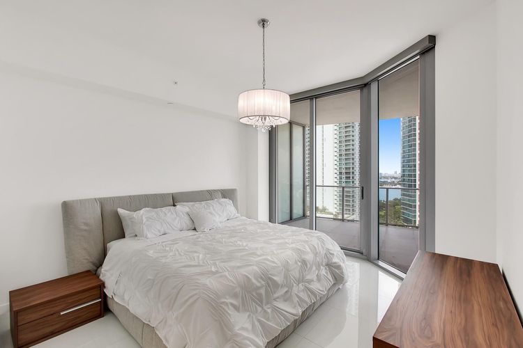 Paramount Miami Worldcenter #2005 image #12