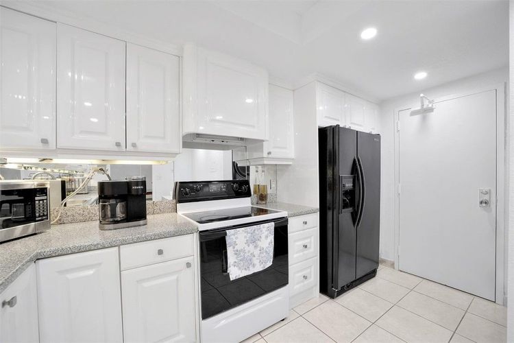 Playa Del Mar #415 image #12