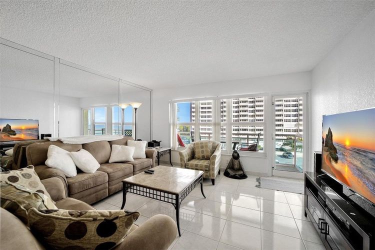 Playa Del Mar #415 image #18