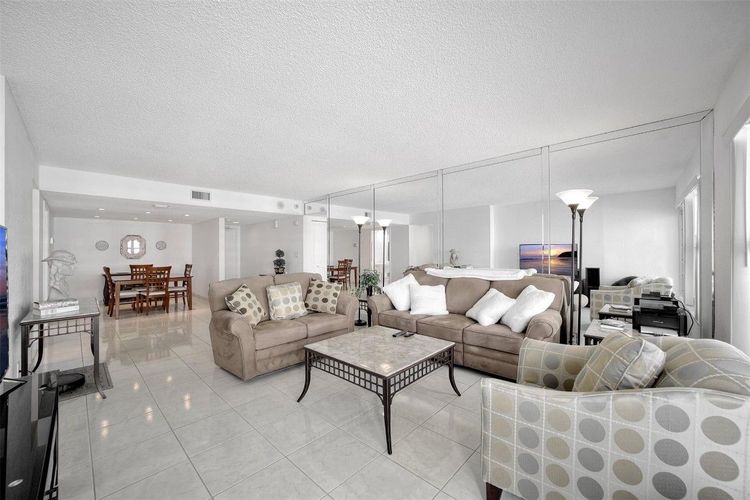 Playa Del Mar #415 image #19