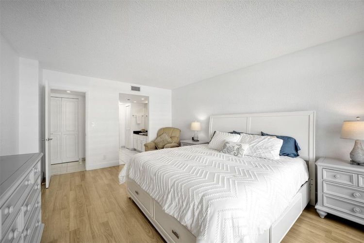 Playa Del Mar #415 image #26