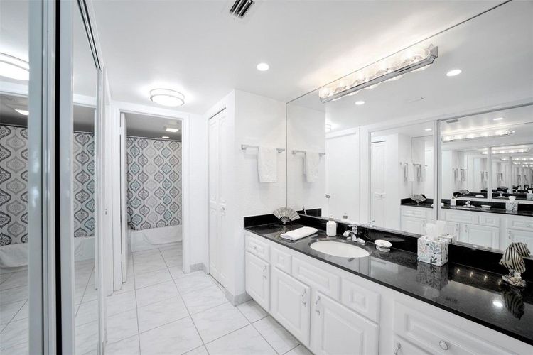 Playa Del Mar #415 image #29