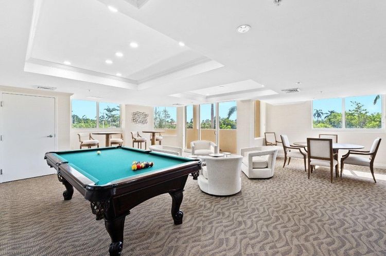 The Vue #1605 image #25