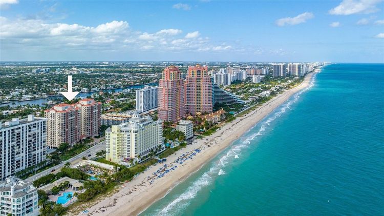 The Vue #1605 image #35