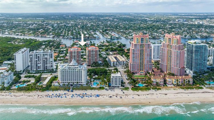 The Vue #1605 image #39