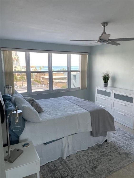 Hollywood Towers #605 image #7