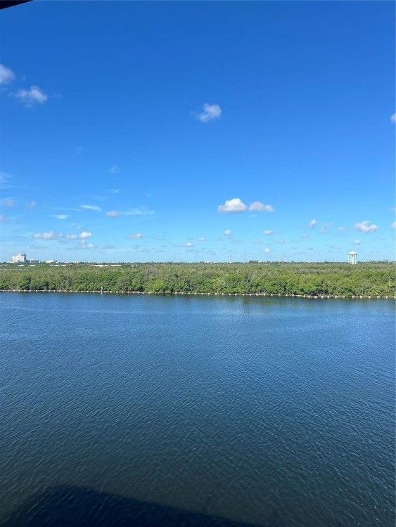 Yacht Harbour Villas #503 image #22