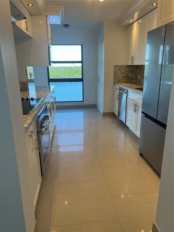 Yacht Harbour Villas #503 image #9