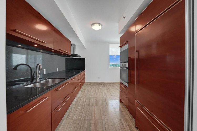 Las Olas Beach Club #806 image #16