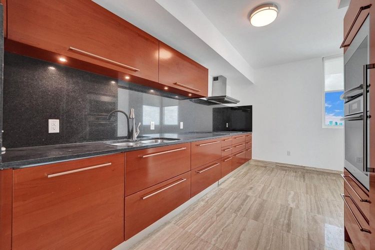 Las Olas Beach Club #806 image #17