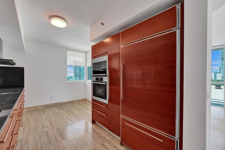 Las Olas Beach Club #806 image #18