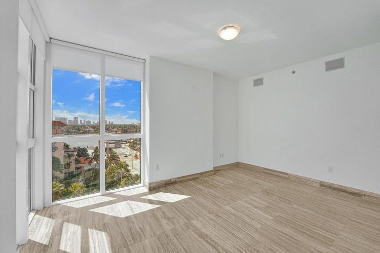 Las Olas Beach Club #806 image #35