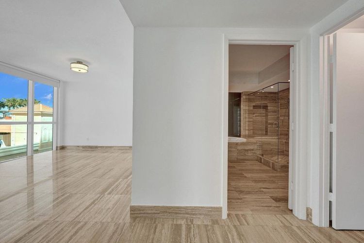 Las Olas Beach Club #806 image #38