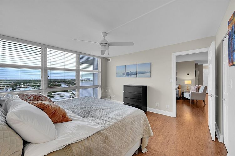 Vantage View #1405 image #13