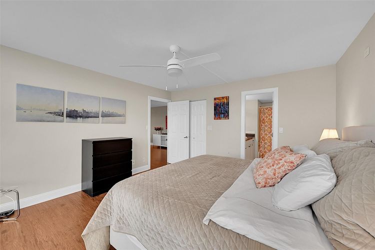 Vantage View #1405 image #14