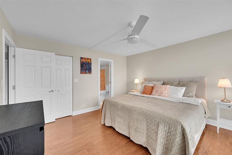 Vantage View #1405 image #15