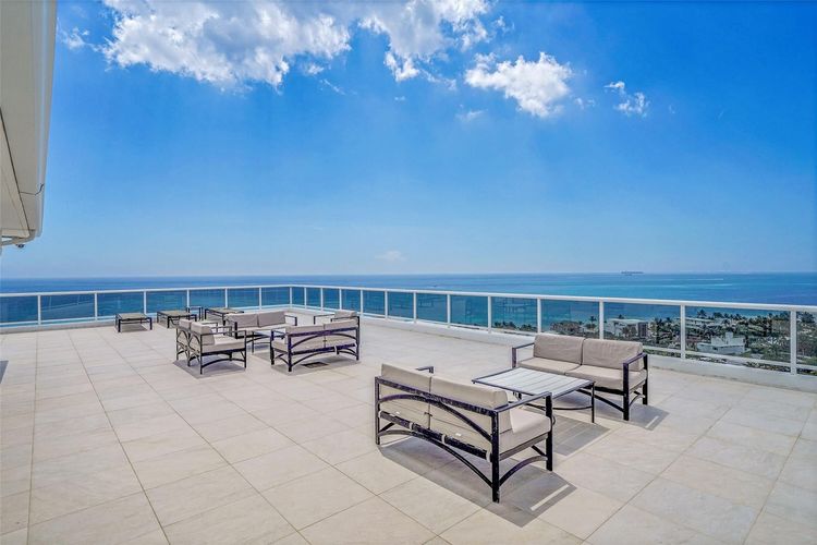 Vantage View #1405 image #44