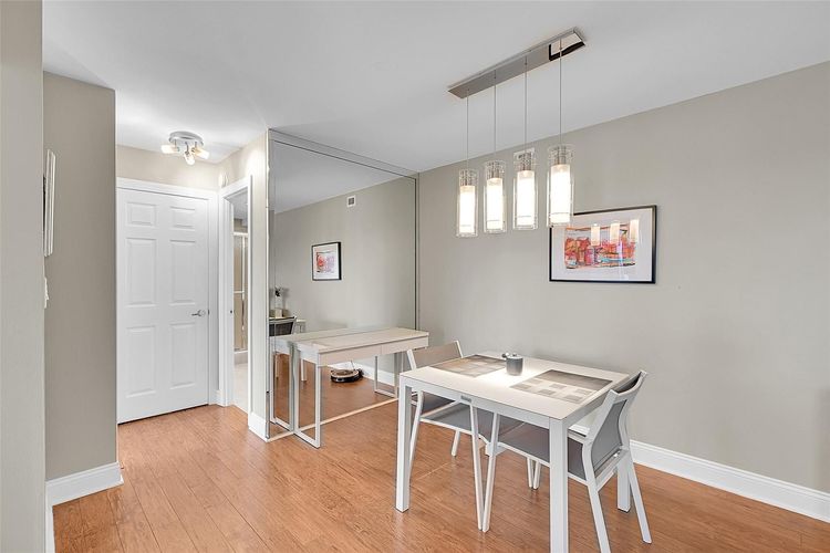 Vantage View #1405 image #7