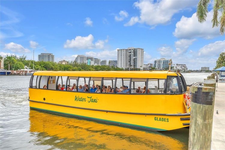 Gallery One DoubleTree #922 image #24