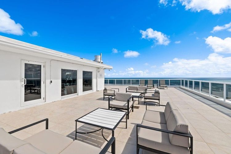 Vantage View #1710 image #25