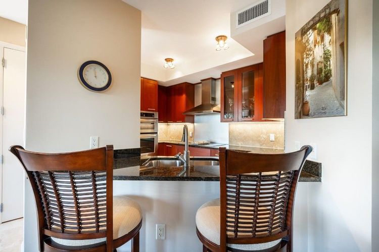 Fountains on Ocean Blvd #403 image #10