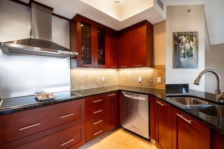 Fountains on Ocean Blvd #403 image #9