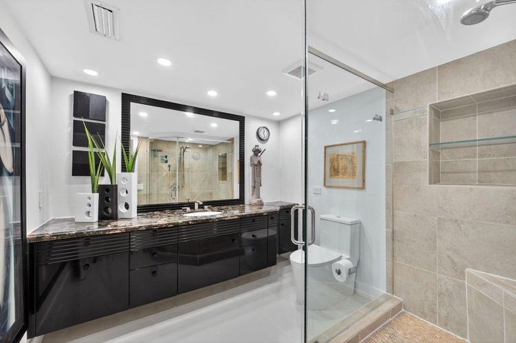 The Corinthian #3C image #32