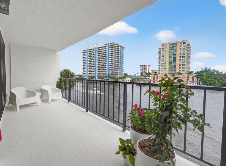 The Corinthian #3C image #38