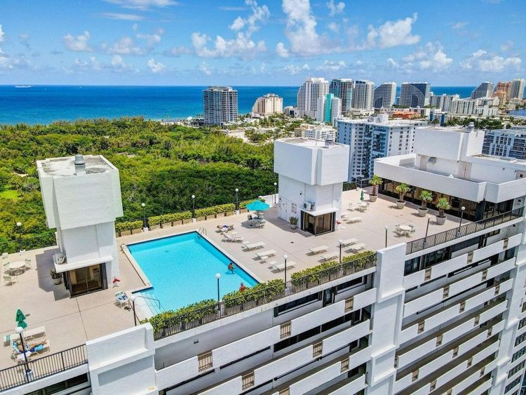 The Corinthian #3C image #72