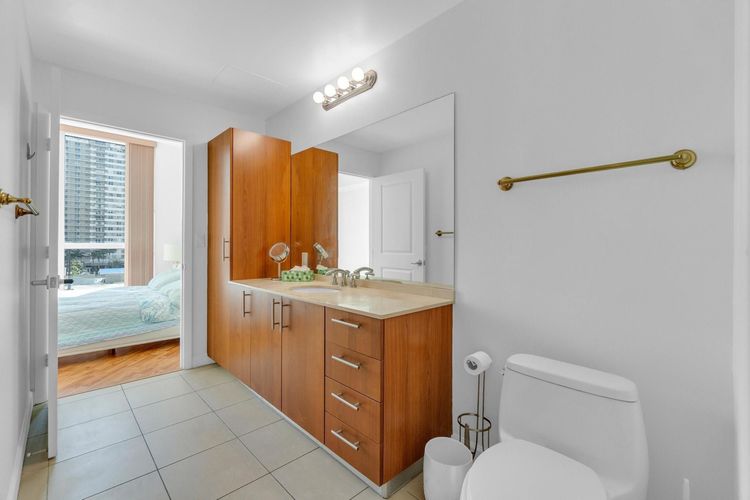 Ocean Marine Yacht Club #502 image #18