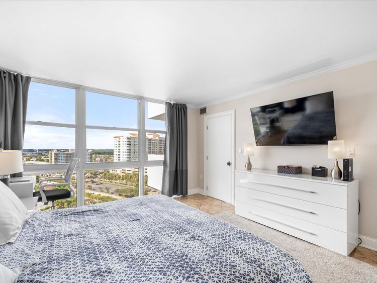 Vantage View #1407 image #19