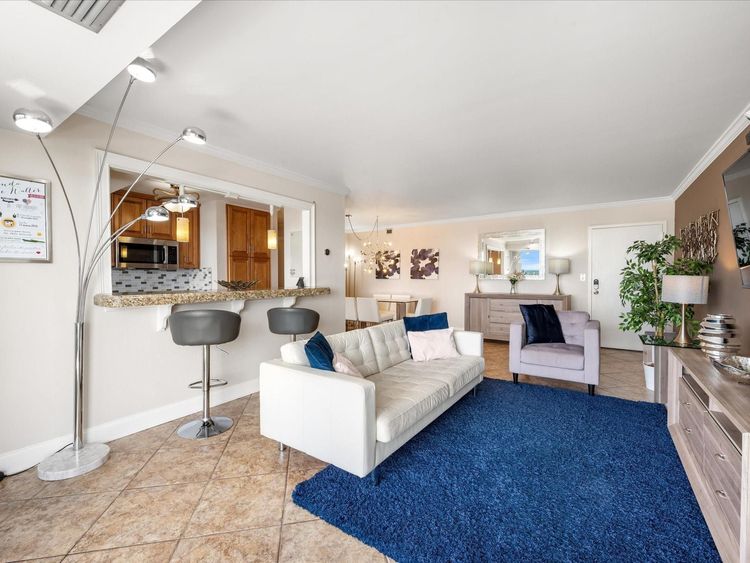 Vantage View #1407 image #8