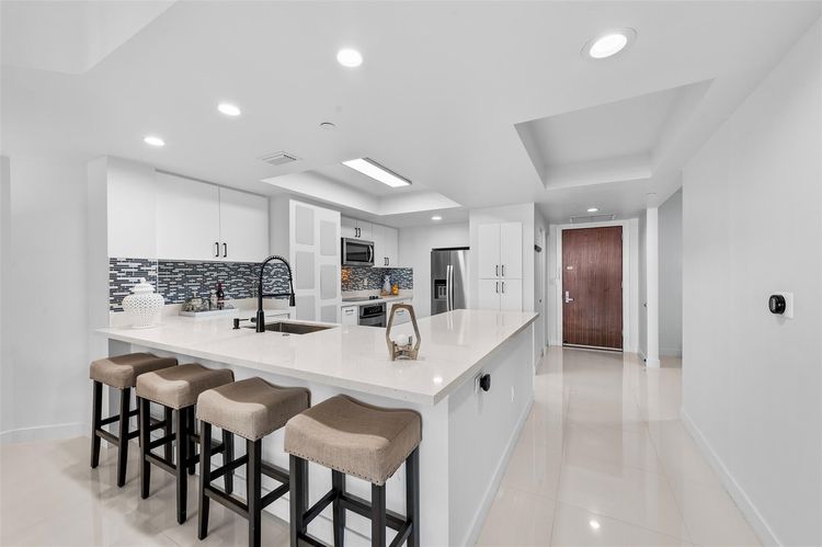 Sapphire Condo #504N image #13