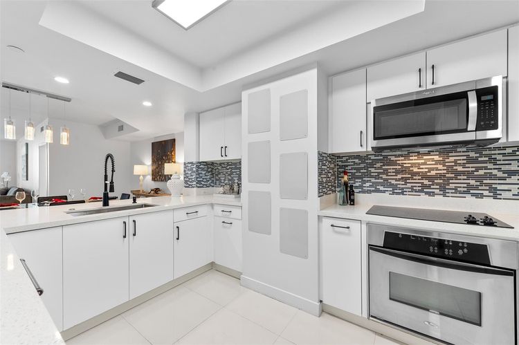 Sapphire Condo #504N image #14