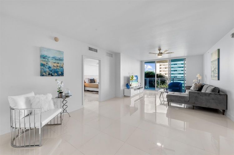 Sapphire Condo #504N image #20