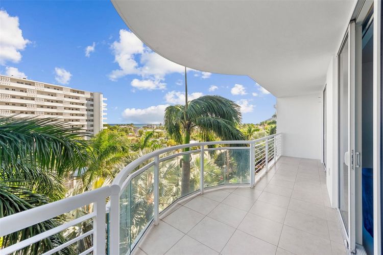 Sapphire Condo #504N image #28