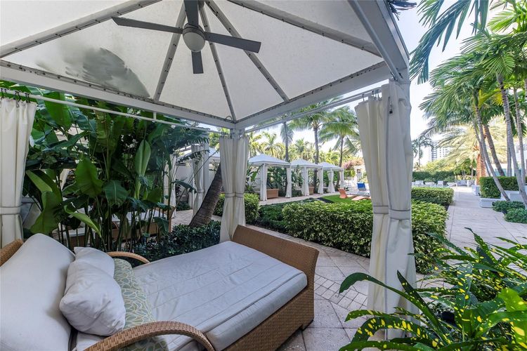 Sapphire Condo #504N image #40