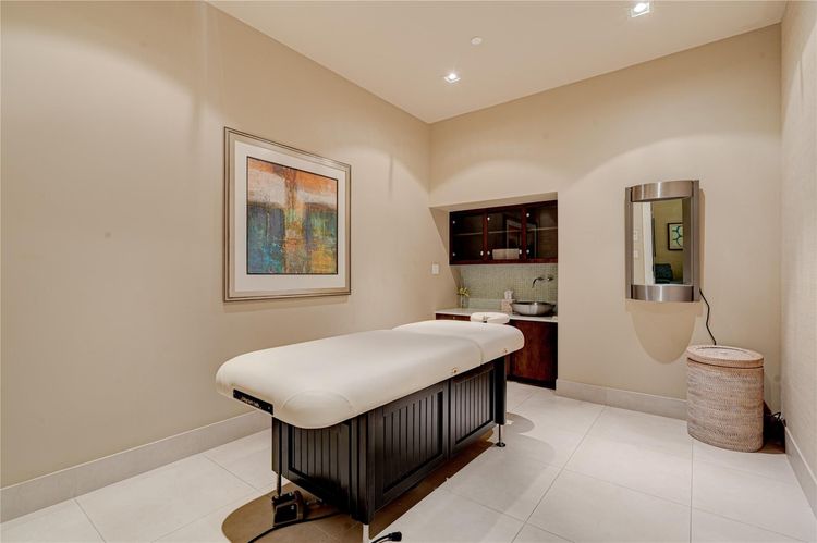 Sapphire Condo #504N image #43