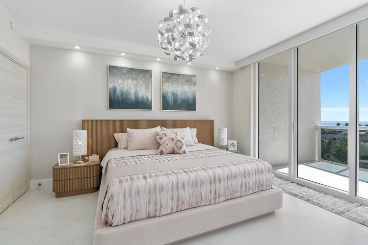 L'Hermitage South Tower #704 image #13