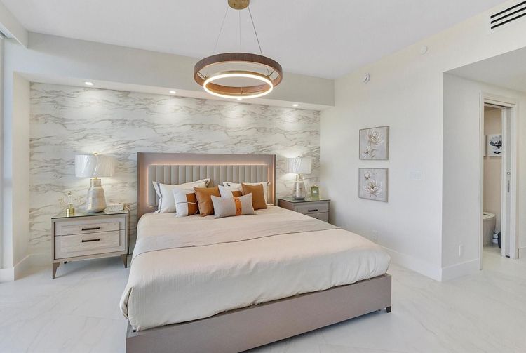 L'Hermitage South Tower #704 image #20