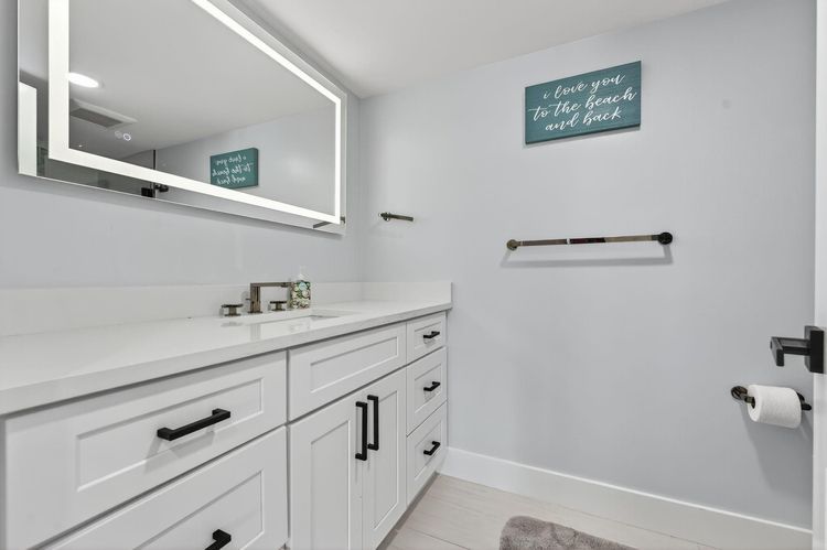 Playa Del Mar #817 image #17