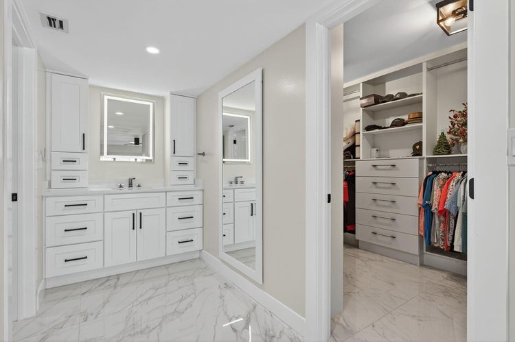 Playa Del Mar #817 image #21