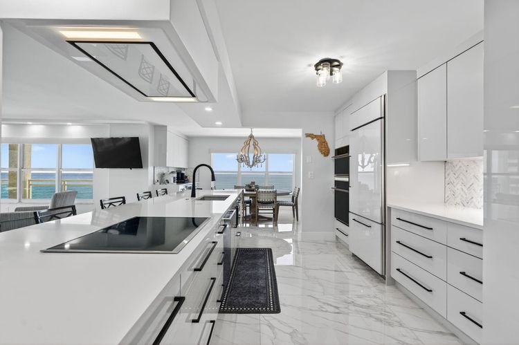 Playa Del Mar #817 image #8