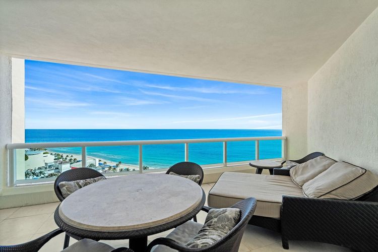Las Olas Beach Club #1702 image #10