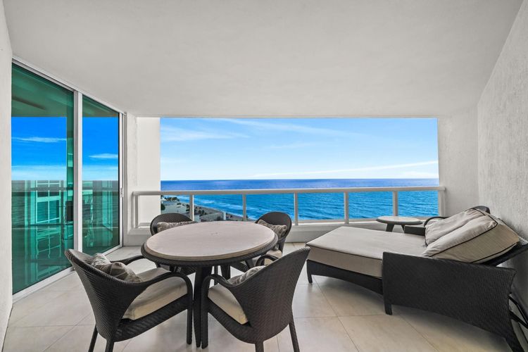Las Olas Beach Club #1702 image #11