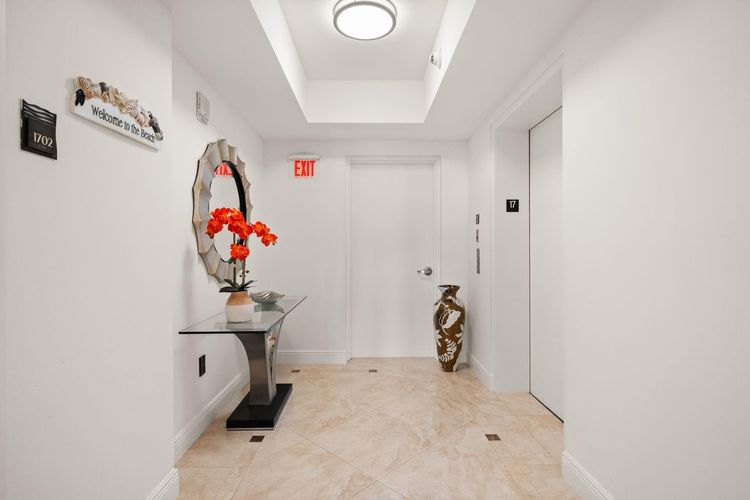 Las Olas Beach Club #1702 image #20