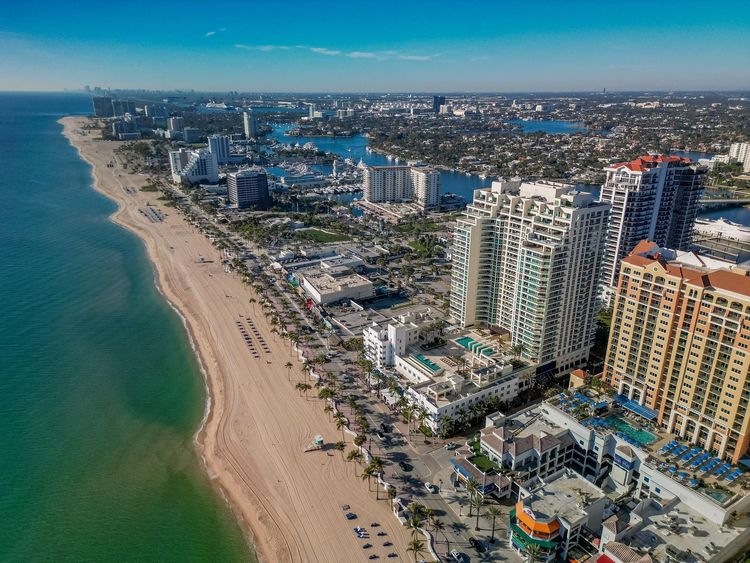 Las Olas Beach Club #1702 image #24