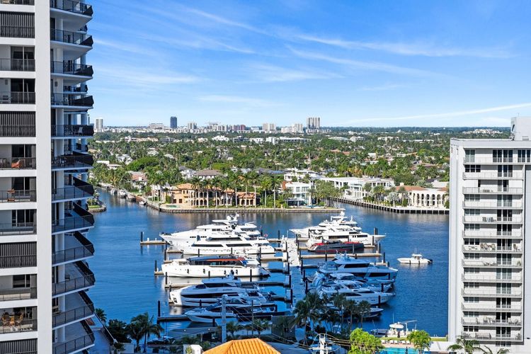 Las Olas Beach Club #1702 image #37